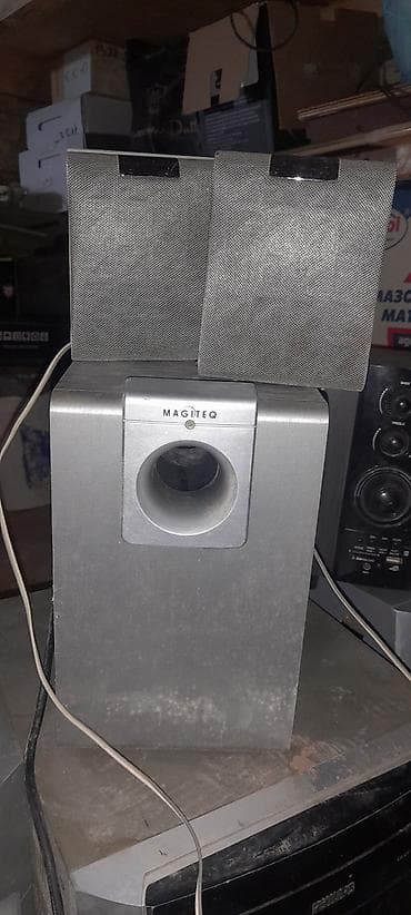 MAGITEQ 2.1 akustik sistem - Komponentlər: 1 əd. subwoofer + 2 əd