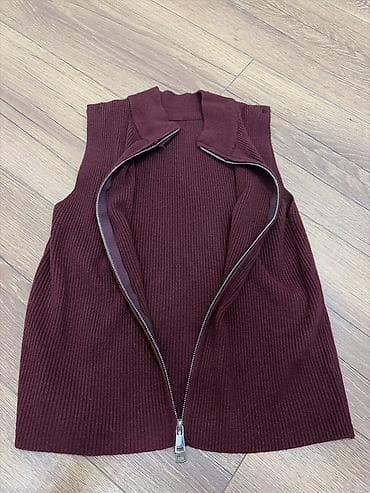 Личные вещи: Bordo rəngli trikotaj jilet - Material: qalın, elastik, ribli — 1