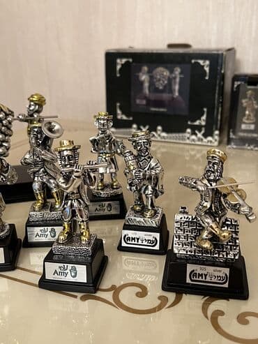 kirayə evlər qarayev: Figurlar hamsinin gutusu var,biri 
20 manat — 2