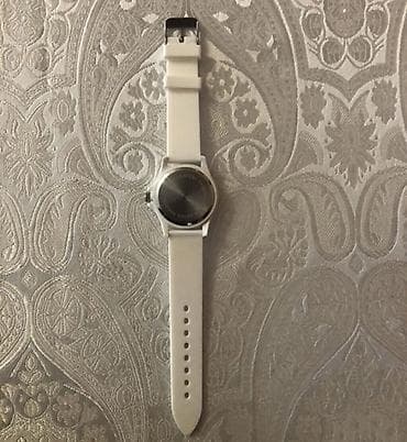 Ağ rəngli uniseks qol saatı - Korpus: metalik çərçivə, bərkimə — 2