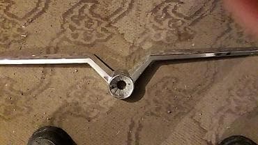 Caykanin arxa emblemi alt rezini ile birlikde yaxsi veziyyetde