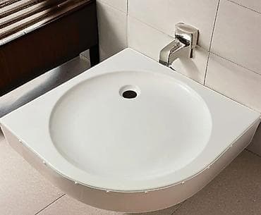 Duş poddonları. Akril. Ölçülər var