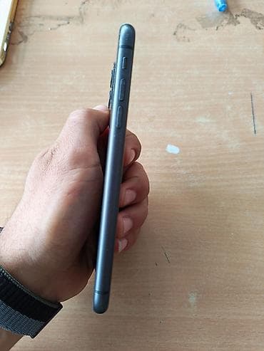 iphone 11 ag: IPhone 11, Qara — 3