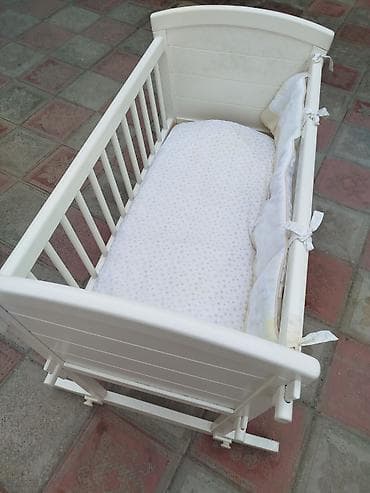 ali bebe mobilya: Oğlan və qız üçün, İşlənmiş, Dördbucaq, Beşik, Dəst ilə, Matras ilə, Yellənmə mexanizmsiz — 2