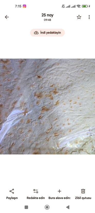 Moskviç: Məhsul: Lavaş (nazik yuxa) Təsvir: - Təndirdə/qızdırılmış səthdə — 1