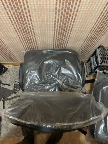 офисное кресло баку: Без колесиков, Рукояти не регулируются, Ткань — 1