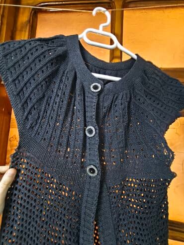 vuse go 5000 qiymeti: Tünd boz rəngdə, əl işi trikotaj qadın jileti. 2 Cİ ƏLDİR İŞLƏNMİŞ — 2
