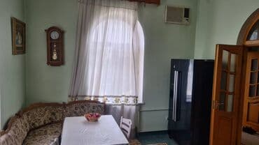 xacmaz obyekt: Badamdar da Hərbi qospitalın yanında 6 sotun içində olan 2 mərtəbli 5 — 22