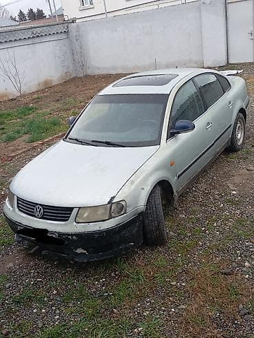 Volkswagen Passat: 1.9 l | 1996 il Sedan
