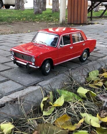 1 43 modelka: VAZ, 2000 il, 1:8, Dəmir, Ödənişli çatdırılma, Rayonlara çatdırılma, Ünvandan götürmə — 13
