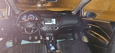 niva barı: Kia Rio: 1.4 l | 2012 il Sedan — 7
