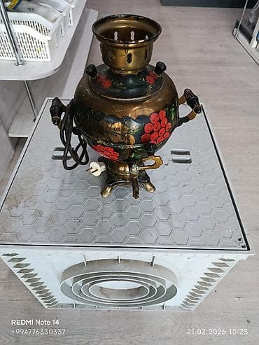 Otbiçənlər və trimmerlər: Samovar elektrikli antikvardı işləkdir 
Satilir — 1