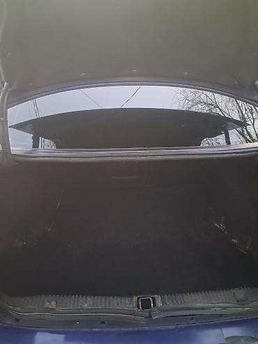 opelər: Opel sedan, 5 oturacaqlı salon. Mexaniki sürət qutusu (5 pillə). Qarşı — 6