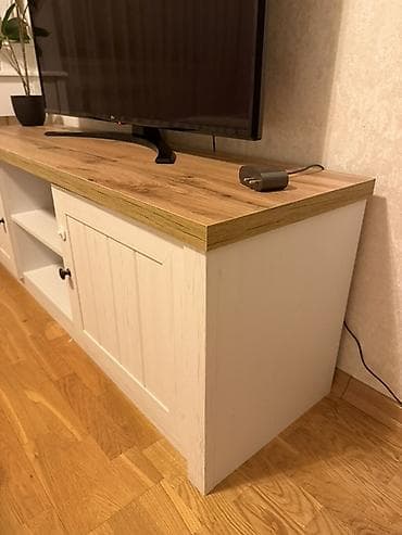 Düz TV altlığı, Polkalı, Laminat — 2