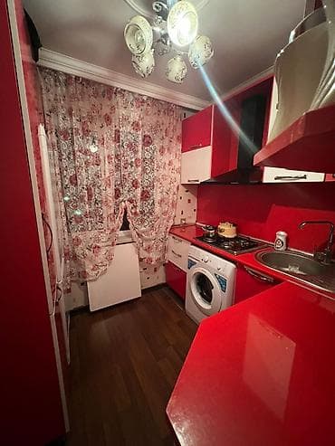 sendvic panel evler: Gəncə şəhərində pasyolkada köhnə kapital bankın yaxınlığındakı 4 — 6