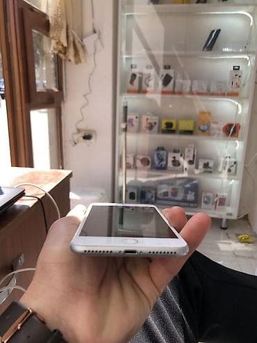 iphone 8 plus qiyməti: IPhone 8 Plus, 64 GB, Ağ, Simsiz şarj — 3