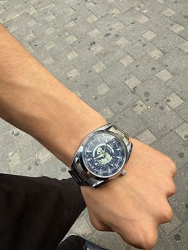 Şəxsi əşyalar: Omega Seamaster.işlək vəziyyətdədir,avtomatik mexanizm,vəziyəti — 2
