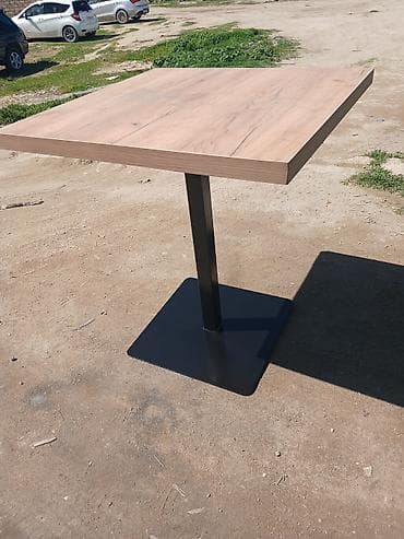 Bar masası, Açılmayan, Taxta, Kvadrat masa