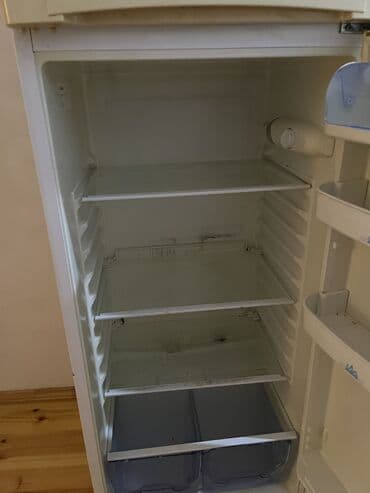 baki telefon satisi: İşlənmiş 2 qapılı Beko Soyuducu Satılır, rəng - Ağ — 2