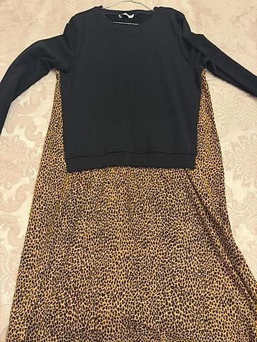 Qadın paltarı – sweatshirt üst və leopard naxışlı ətək kombini(1 defe