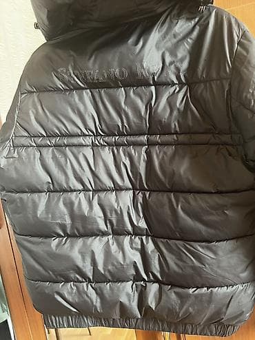 Şortlar: Kişi Kurtkasi 120 manata alinib,30 manata satilir. S-M razmere gedir — 2