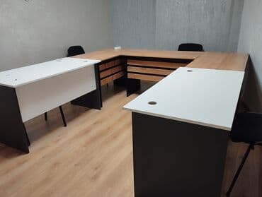 купить мебель для офиса бу: Ofis mebel dəsti Tərkibi: - 4 ədəd 2-i ağ 2-i qəhvəyi olmaqla işçi — 2