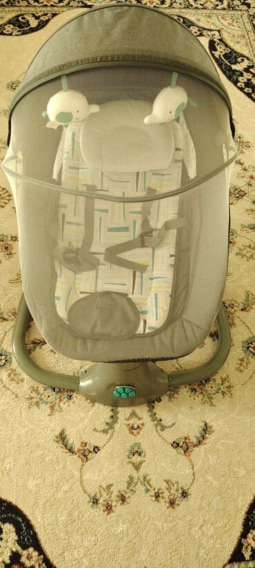 usaq oyun evi: Şezlonq ( Ana qucağı) 2 ay işlənib yeni kimidir. 3cür yellənmə — 3