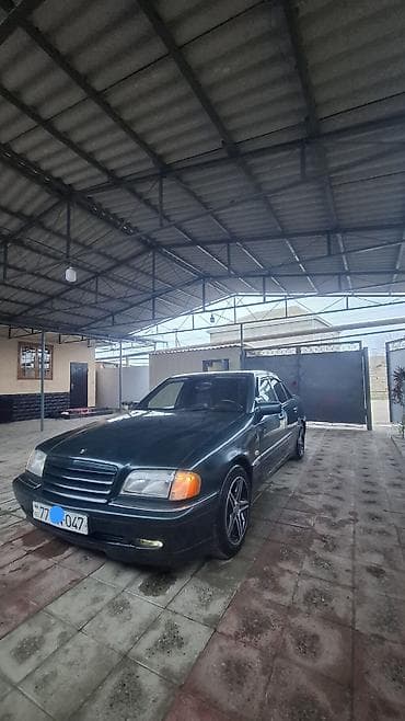 Мототранспорт: Mercedes-Benz C-Class: 1.8 л | 1997 г. Седан — 7