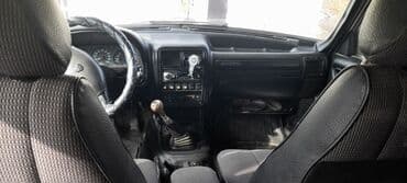 təkərdən əl işləri: QAZ 3110 Volga: 2.3 l | 2003 il 563269 km Sedan — 7