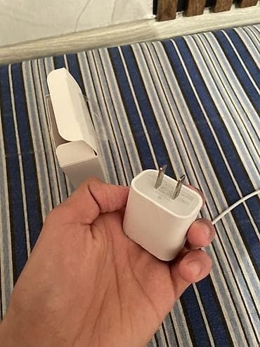 iphon xr: Simsiz şarj cihazı Apple — 2