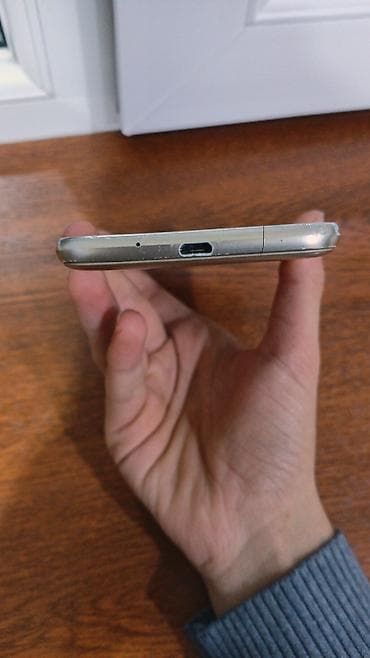 yadaş kart: Samsung Galaxy J1 Duos, İki sim kartlı — 3