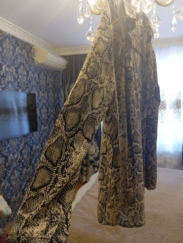 koynekler: Köynek rubaşka
heç geyilmeyib — 2