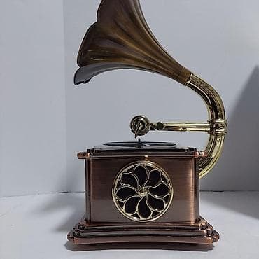 mini disk: Qramafon qutusunda.yeni.cardirilma var.flescart,usb yerı var.böyuk — 4