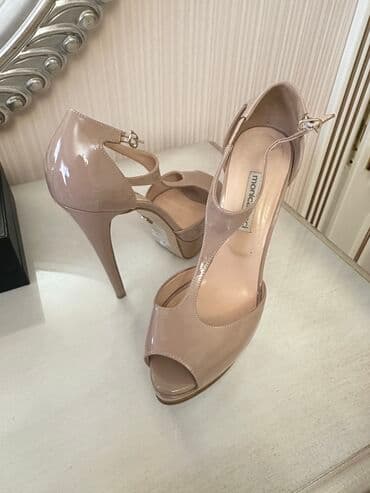 женские босоножки на танкетке: Ölçü: 39, İşlənmiş — 2