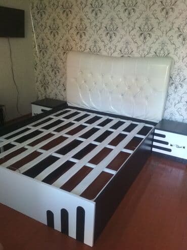 продается спальный гарнитур: 2 односпальные кровати, Шкаф, Трюмо, 2 тумбы, Б/у — 3