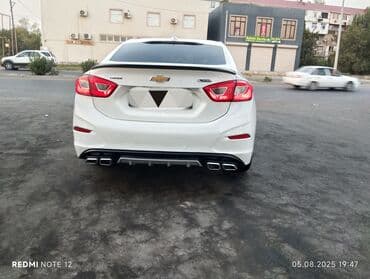 maşın guzgusu: Chevrolet Cruze: 1.4 л | 2017 г. Седан — 2