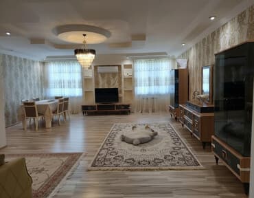 qubada günlük ev: Gəncə, 2 otaqlı, Köhnə tikili, 105 kv. m — 1