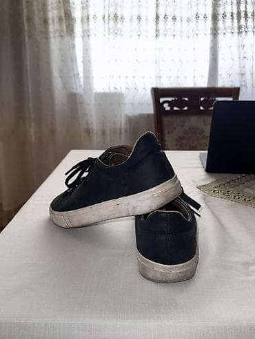 ayaggabı: Məhsul: Zara Man klassik idman ayaqqabısı - Model: Aşağı boğaza — 1