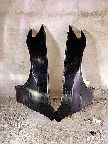BMW F10 üçün zavod üstdən çıxma yan qanadlar satılır sadə qara