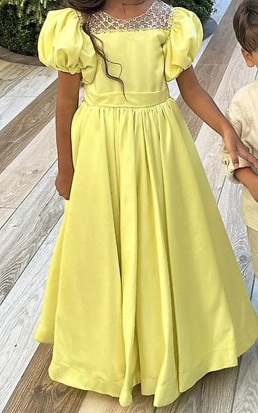 uzun don: Qiz Uşaqi üçün zərif ziyafət donu yaş 6-7-8 uygundu. Bir defe — 2