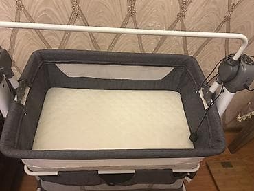 Дом и сад: Для девочки и мальчика, Четырехугольная, Колыбель, Без бортиков, С матрасом, С механизмом качания — 2