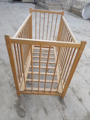 mandallı boru: Oğlan və qız üçün, Dördbucaq, Beşik, Dəstsiz, Matrassız, Yellənmə mexanizmsiz — 2