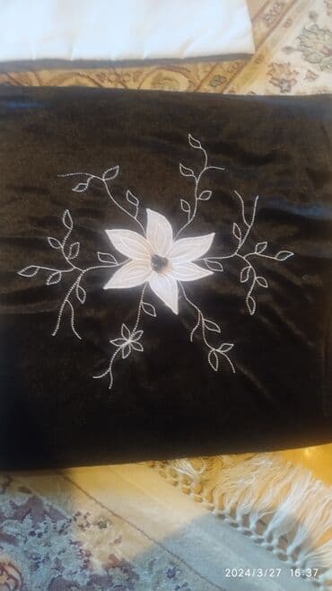 Yataq üçün Yeni rəng - Qara Yataq örtüyü, Ünvandan götürmə — 11