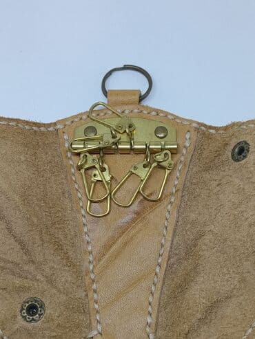 açarliq: Dəridən hazırlanmış bu açarlıq, Stitch cizgi film personajının dizaynı — 3