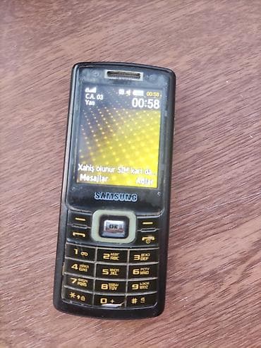 Samsung C5212 Duos, < 2 GB Memory Capacity, rəng - Qara, İki sim kartlı lalafo.az -da Samsung C5212 Duos, < 2 GB Memory Capacity, rəng - Qara, İki sim kartlı