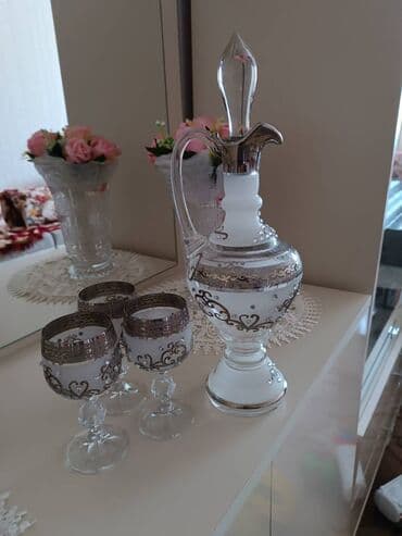 Qrafika və 3 ədəd bakalı 20 azn qırıq zadi yoxdu