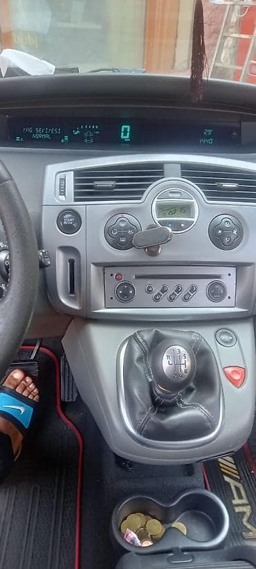 oka satisi: Renault Grand Scénic – 7 yerlik, praktik ailə miniveni - Korpus — 5
