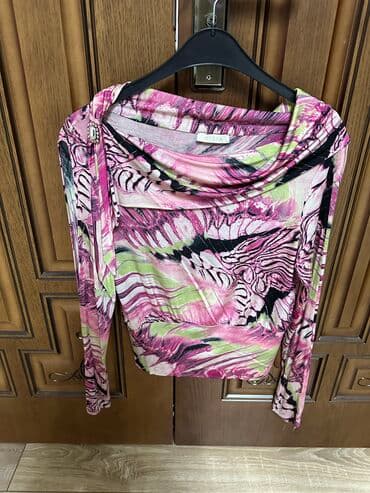 boğazlı qadın sviterləri: 10 azn Razmer S/M — 4