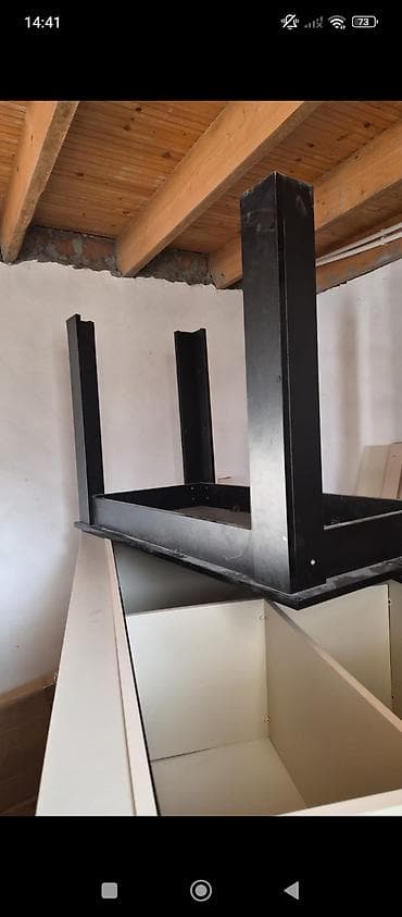 Masalar və oturacaqlar: Açılmayan, Taxta, Dördbucaq masa — 1