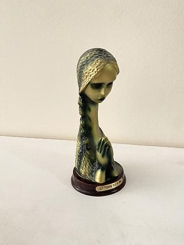 statuetka heykel: Fiqur, rəng - Qızılı — 1